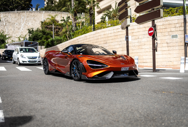 McLaren 765LT
