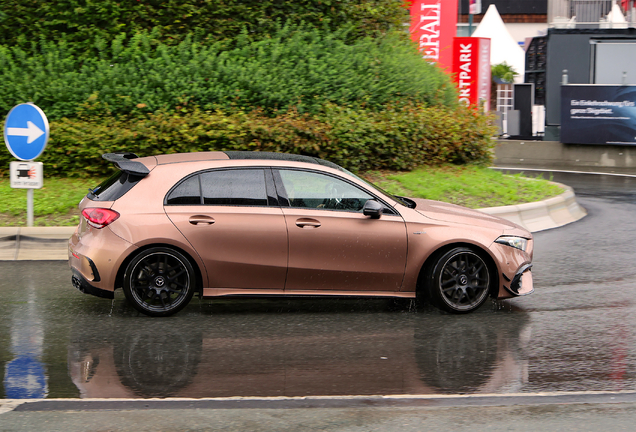 Mercedes-AMG A 45 W177