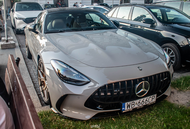 Mercedes-AMG GT 63 C192