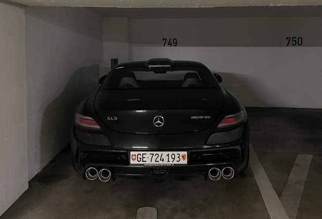 Mercedes-Benz FAB Design SLS AMG Gullstream