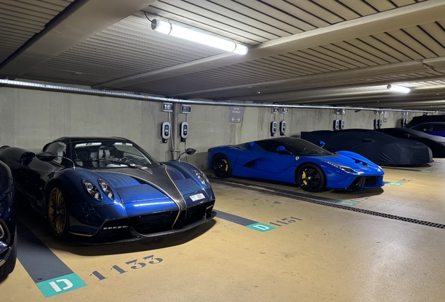 Pagani Huayra Roadster