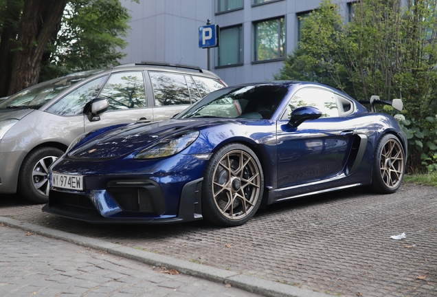 Porsche 718 Cayman GT4 RS