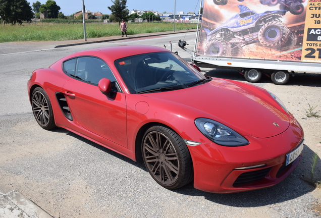 Porsche 718 Cayman S