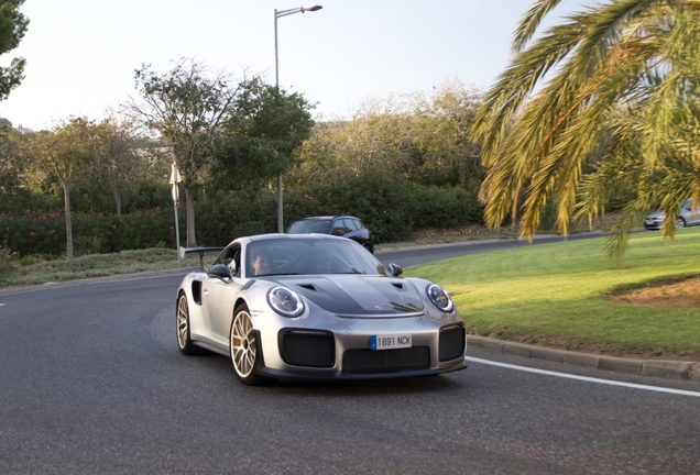 Porsche 991 GT2 RS Weissach Package