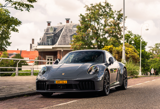 Porsche 992 Carrera 4 GTS MkII