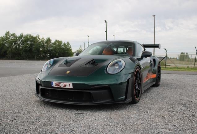 Porsche 992 GT3 RS Weissach Package