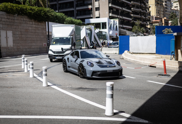 Porsche 992 GT3 RS Weissach Package