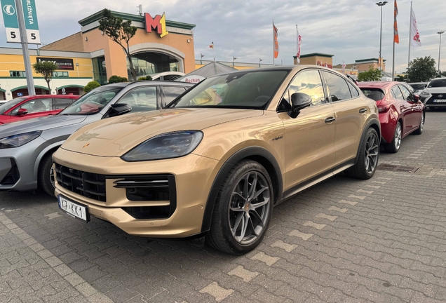 Porsche Cayenne Coupé Turbo E-Hybrid