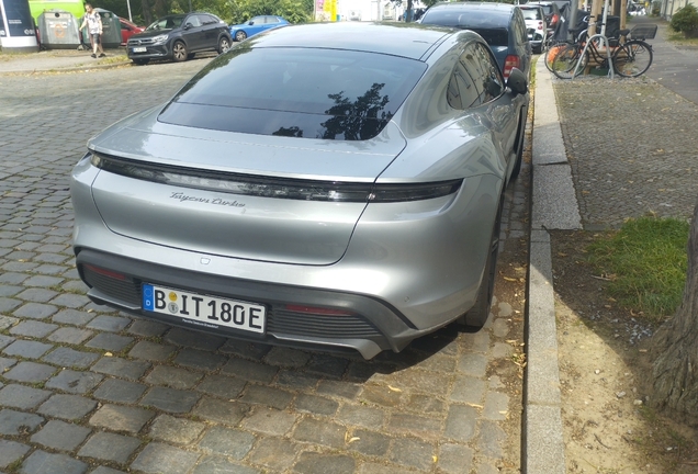 Porsche Taycan Turbo
