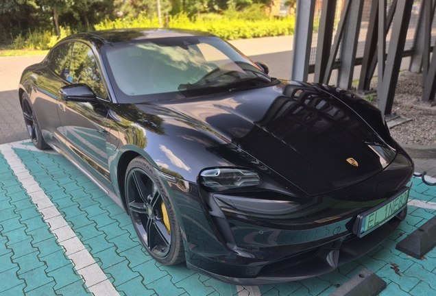 Porsche Taycan Turbo S
