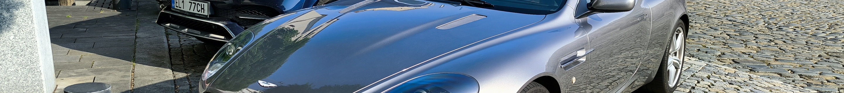 Aston Martin DB9