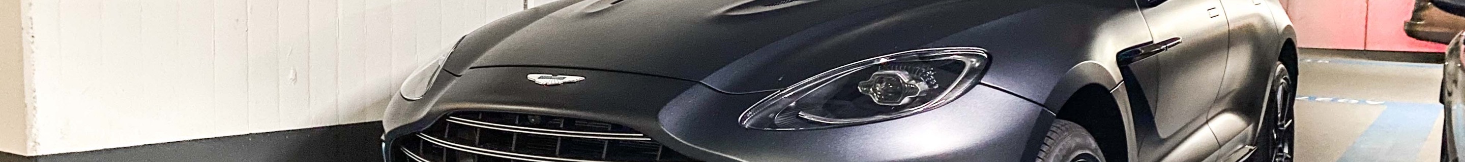 Aston Martin DBX707