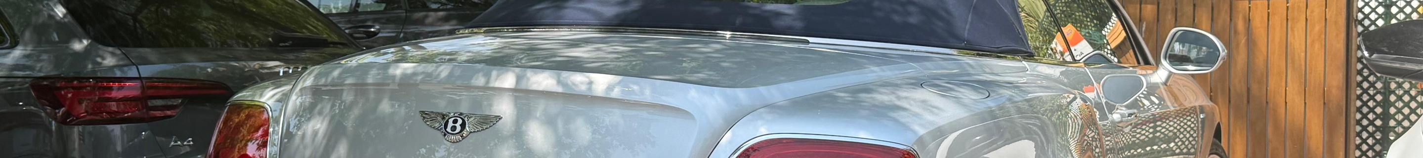 Bentley Continental GTC 2012