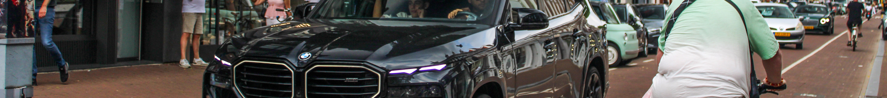 BMW XM G09