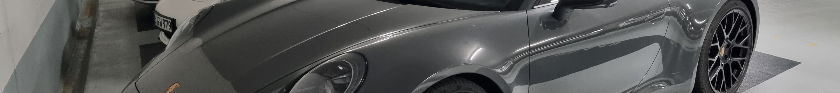 Porsche 992 Carrera 4 GTS MkI