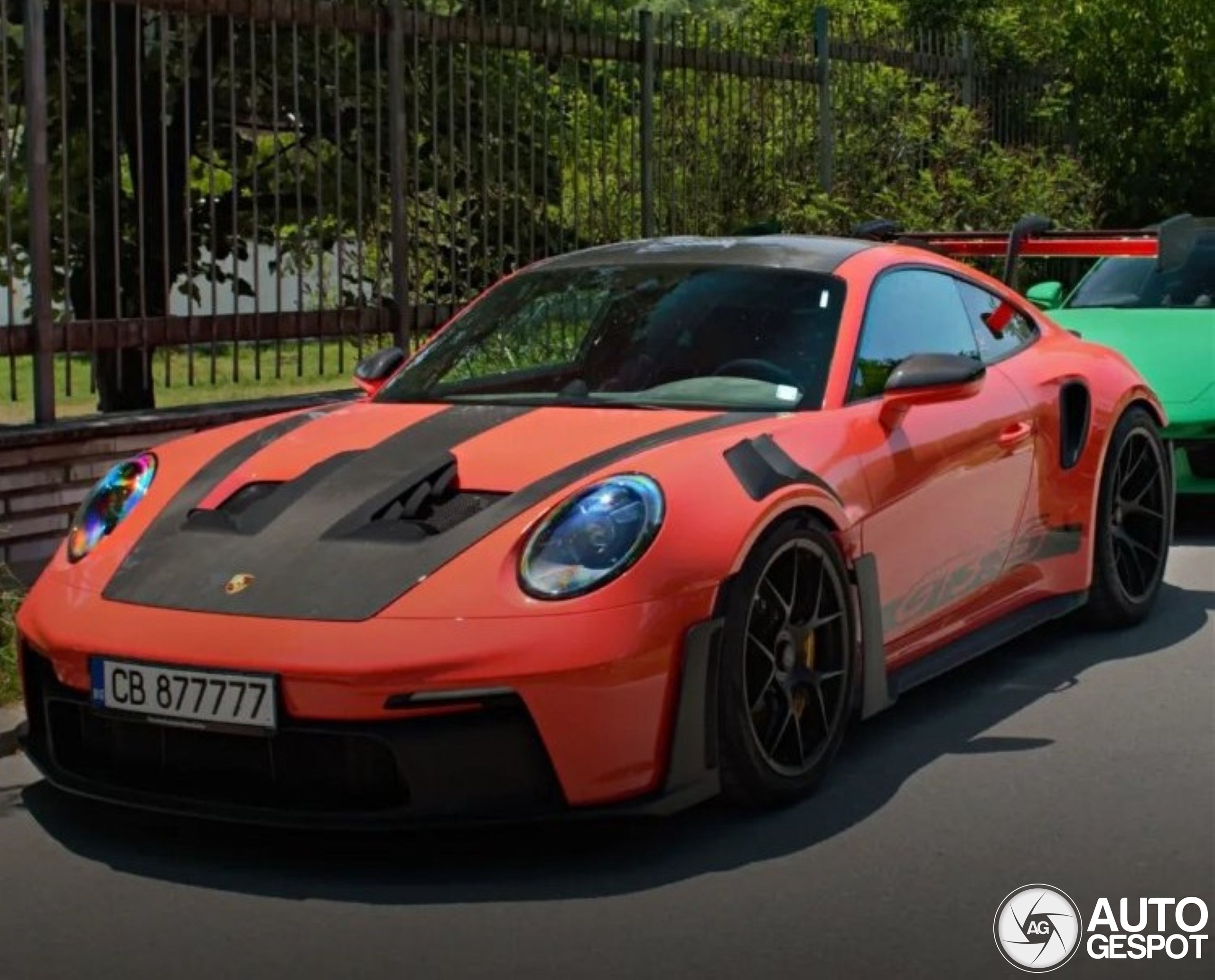 Porsche 992 GT3 RS Weissach Package
