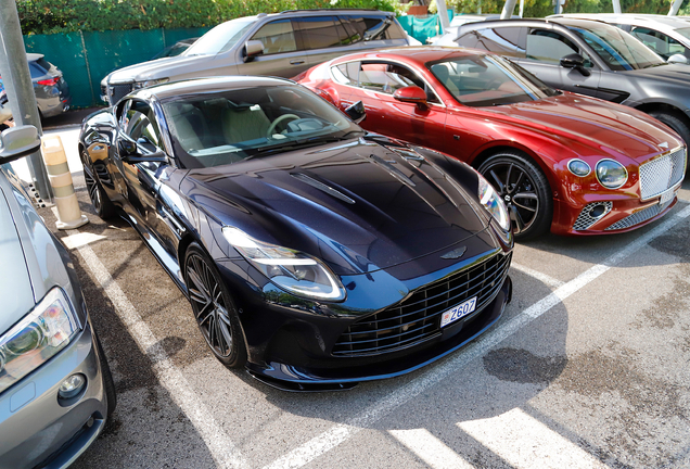 Aston Martin DB12