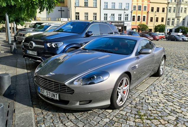 Aston Martin DB9 2010