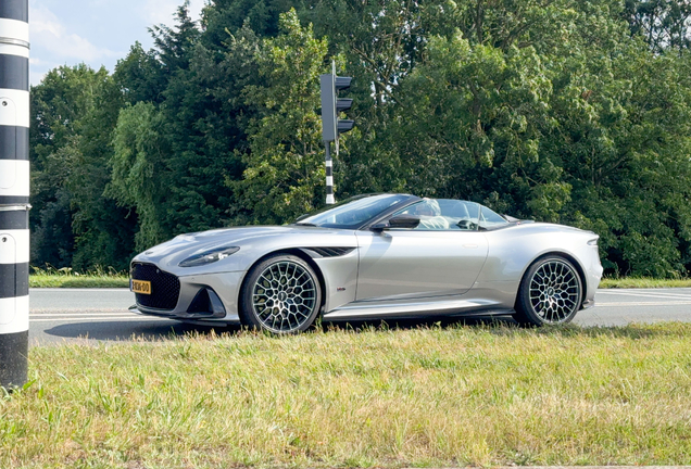 Aston Martin DBS 770 Ultimate Volante
