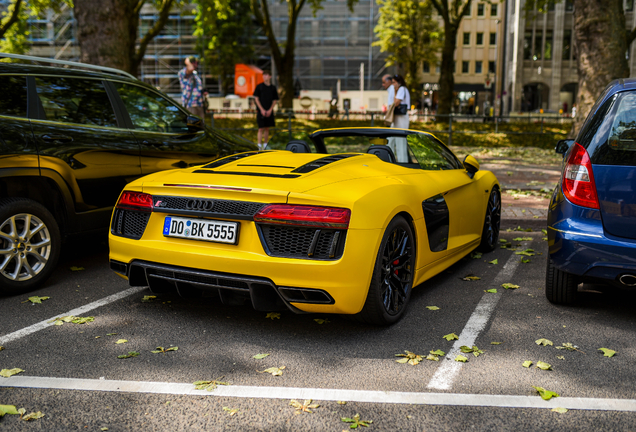 Audi R8 V10 Spyder 2016