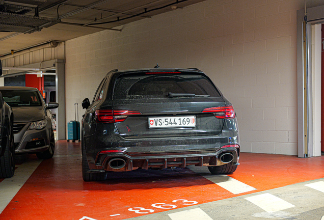 Audi RS4 Avant B9