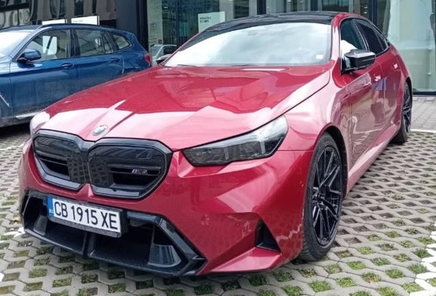 BMW M5 G90