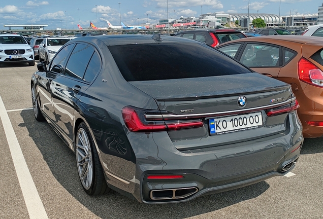BMW M760Li xDrive 2019