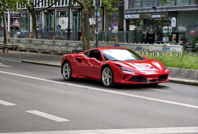 Ferrari F8 Tributo