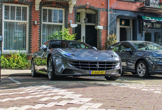 Ferrari FF