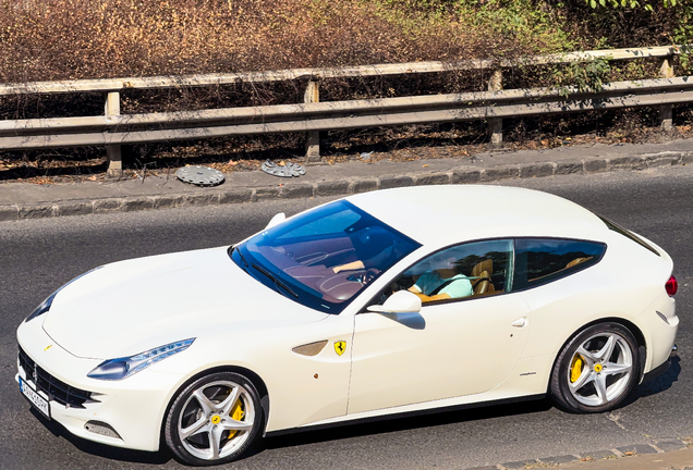Ferrari FF
