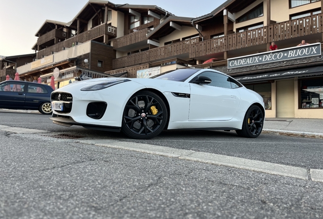 Jaguar F-TYPE P380 Coupé