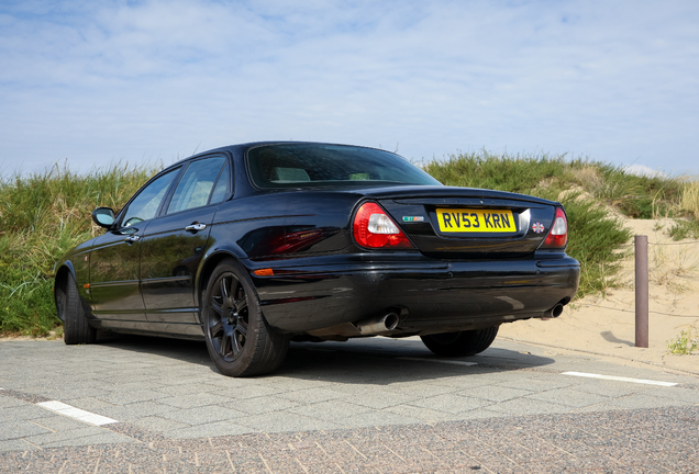 Jaguar XJR