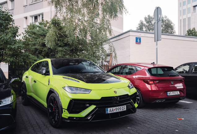 Lamborghini Urus Performante