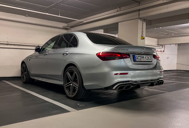 Mercedes-AMG E 63 S W213 2021