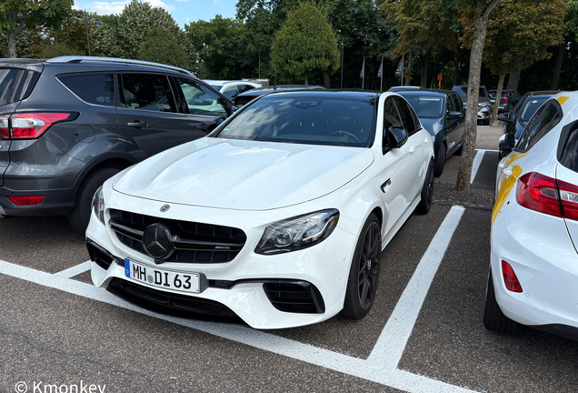 Mercedes-AMG E 63 S W213