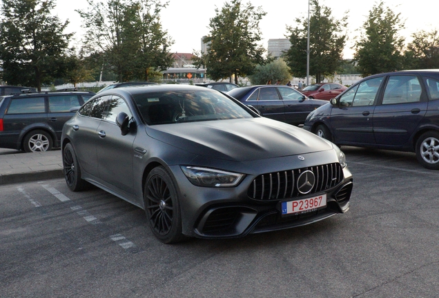 Mercedes-AMG GT 63 S X290