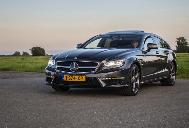 Mercedes-Benz CLS 63 AMG X218 Shooting Brake