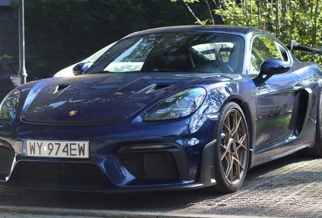 Porsche 718 Cayman GT4 RS