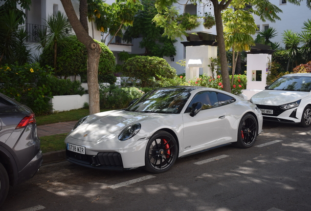 Porsche 992 Carrera 4 GTS MkII