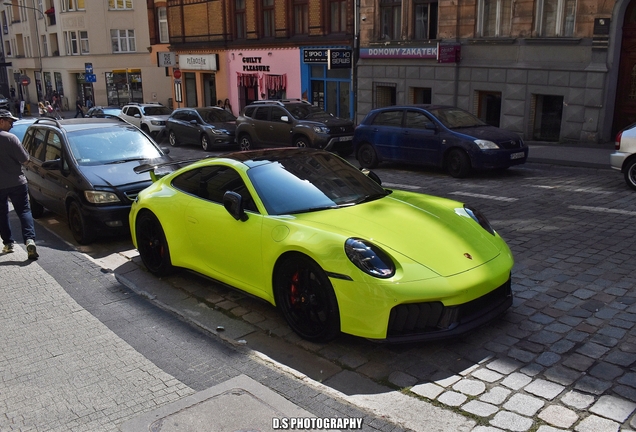 Porsche 992 Carrera 4 GTS MkII