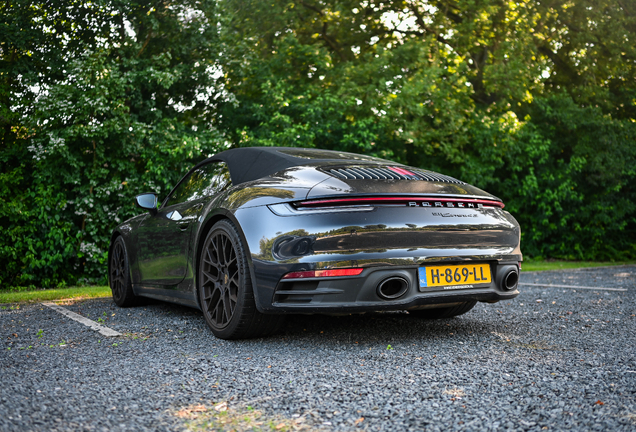 Porsche 992 Carrera 4S Cabriolet