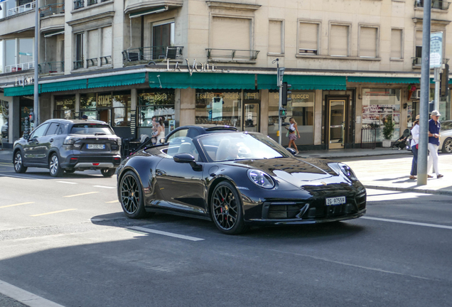 Porsche 992 Carrera 4S Cabriolet