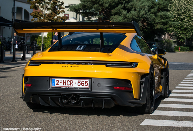 Porsche 992 GT3 RS Weissach Package