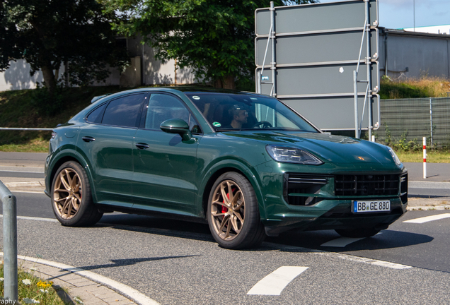 Porsche Cayenne Coupé Turbo E-Hybrid