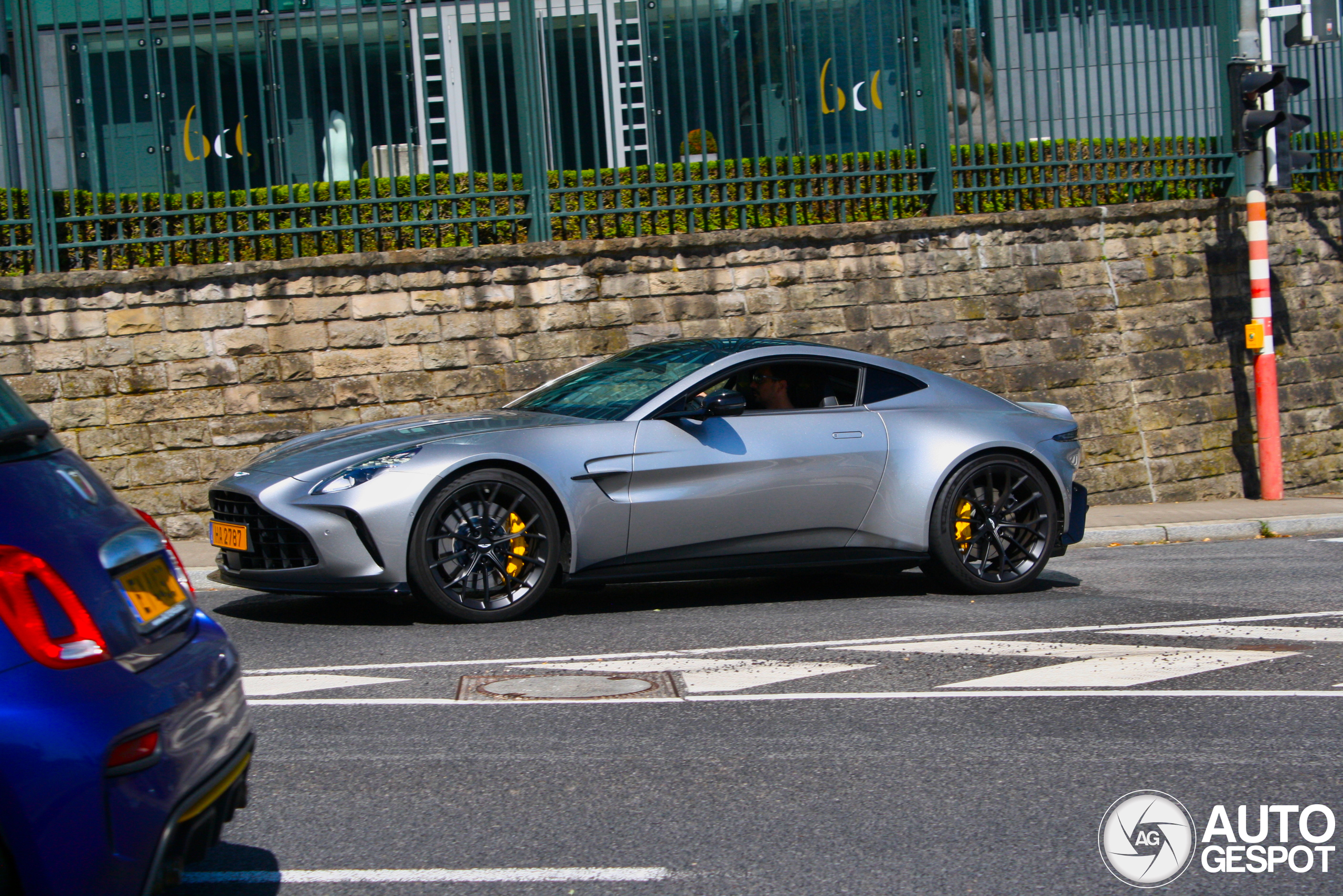 Aston Martin Vantage 2024