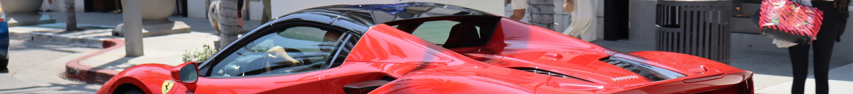 Ferrari F8 Spider