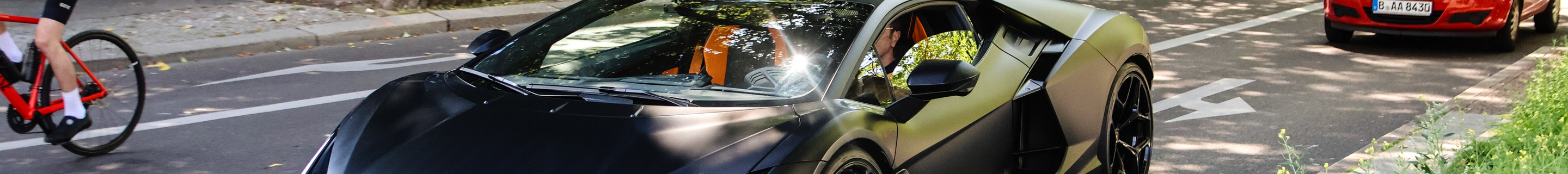Lamborghini Revuelto