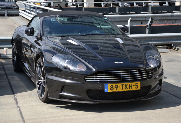 Aston Martin DBS Volante