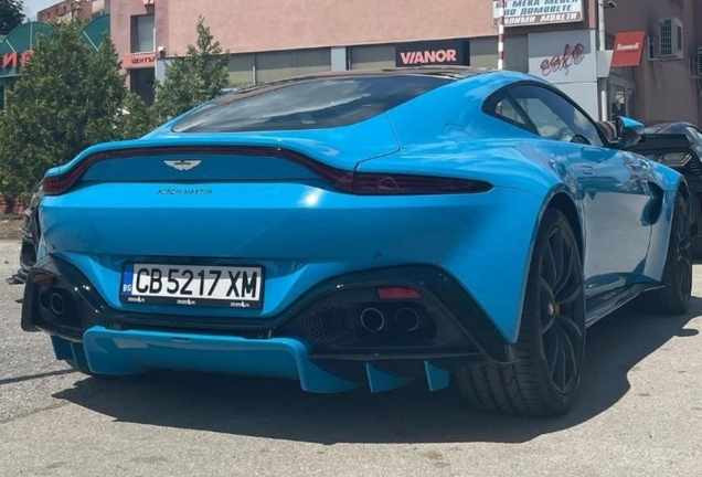 Aston Martin V8 Vantage