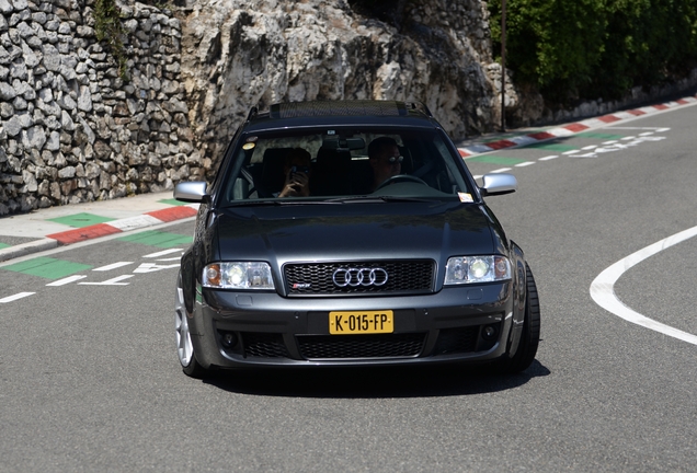 Audi RS6 Avant C5